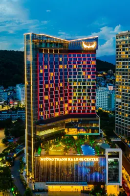 Khách sạn Mường Thanh Luxury Hạ Long Centre Các khách sạn gần Chợ Cao Thắng