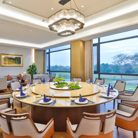 Zhenjiang Runyang Bridge Hotel