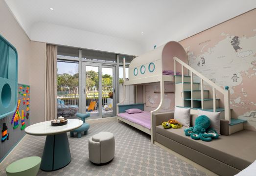 5. 샤먼 인터내셔널..