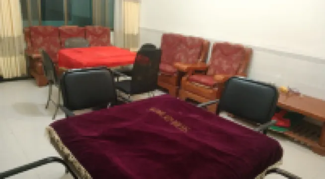 Luoping Jiulong Waterfall Scenic Shanzhai Homestay