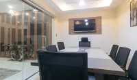 RedDoorz Plus @ Bez Tower and Residences San Juan Hotels in San Juan