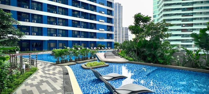 GemstoneBR in SMDC Air Residences Hotels in Makati