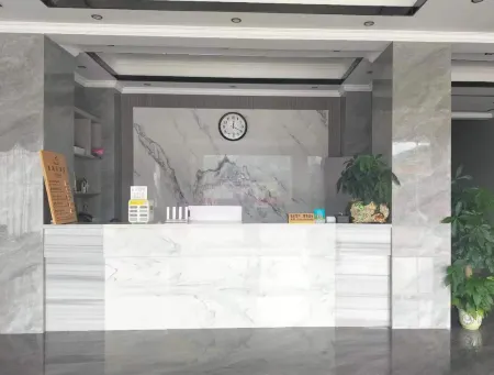 Yulongquan Hotel Отели рядом с достопримечательностью «Huafeng Hot Spring»