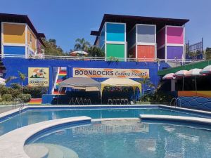 RedDoorz @ Boondocks Cabins Resort