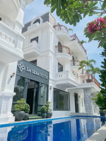 La Sera Suites An Vien Отели рядом с достопримечательностью «Музей океанографии»