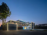 Lavande Hotel (Nanjing Lukou Airport Tongshan Subway Station) Hotels in Lukou International Airport