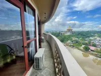 Kuching City Center Riverbank Suites With Marvelous River View Hotel di Kuching Division