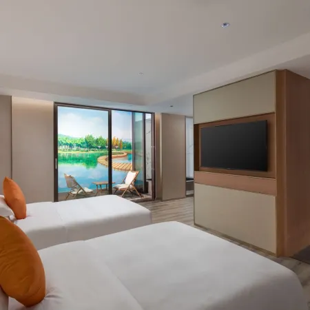 Mile Huquan Shuixiang Haofeng Wyndham Hot Spring Hotel