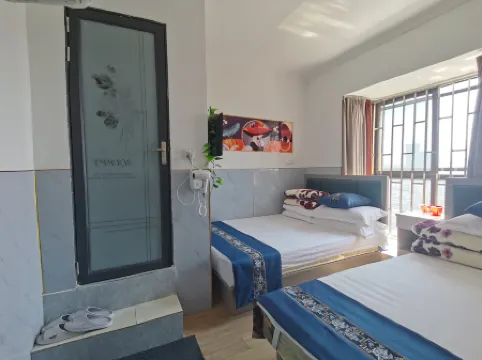 Yuncheng Homestay (Kunming Railway Station Subway Station Xindu Yuncheng)