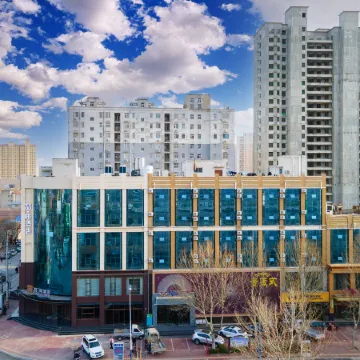 James Joyce Coffetel (Anping Hongqi Street)