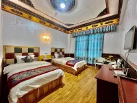 Litang Rainbow Town Hotel