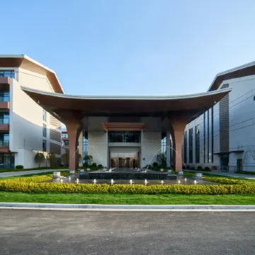 Guzhen Hanxing New Century Grand Hotel