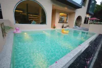 Huangshan Nan Yu Zhi Shang Mei Su - Infinity Pools