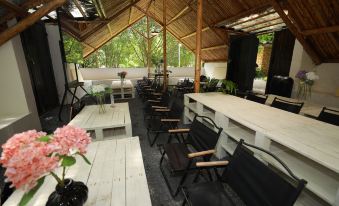 Half Day Away City Ancient Tree Mine Camping Hotel