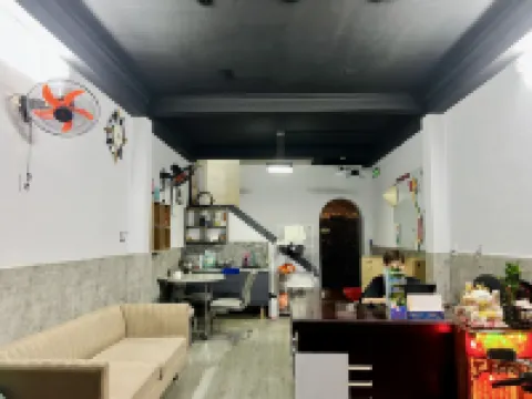 AULE HOSTEL