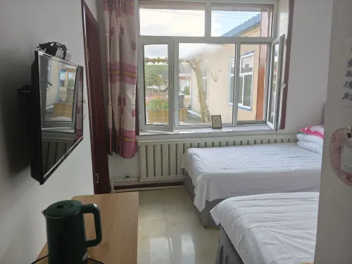 Longjiang Inn, Hongcun, Mohe River