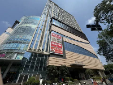 Luming Apartment (Ganzhou Songcheng South Gate Bubugao Square)