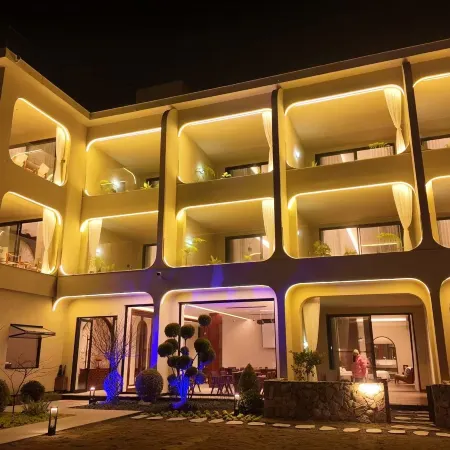 XI LI HOTSRING HOMESTAY