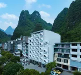 Cotton Castle Homestay (Yangshuo Eternal Love)