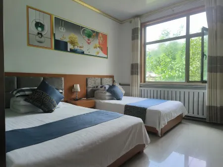 Maijishan Ruifeng Manor B&B Отели рядом с достопримечательностью «Maijishan Botanical Garden»