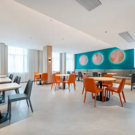 Urban Convenient Hotel (Jiangmen Taishan High speed Railway Station Branch)