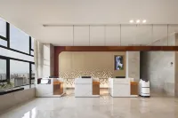 Borrman Hotel (Nanning Qingxiu Mountain East Gate Poly Lingxiu Plaza)