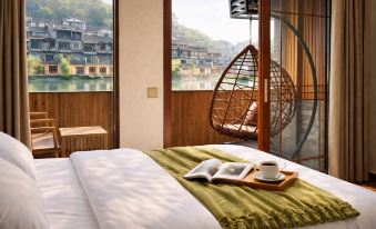 Huajian Homestay