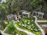 Ludao Songlin Homestay - parking