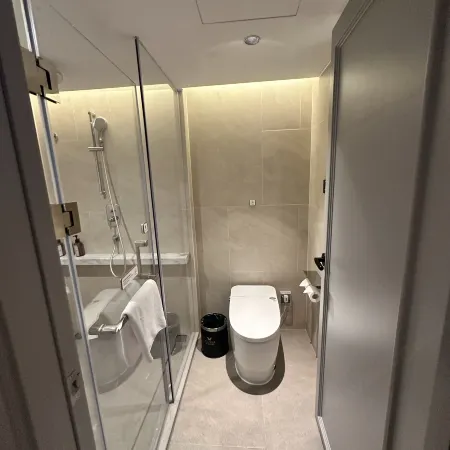Vienna Hotel (Ledong Gongyuan)