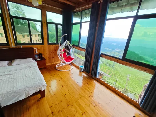 Xinhua Yirenchong Farmhouse - Mountain view