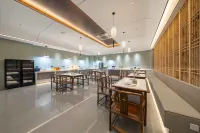 Moshang Qingju Hotel (Suqian Xiang Yu's Hometown Baolong Plaza) - parcheggio