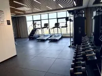 Yining Galaxy Valley Grand Hotel - Fitnessstudio