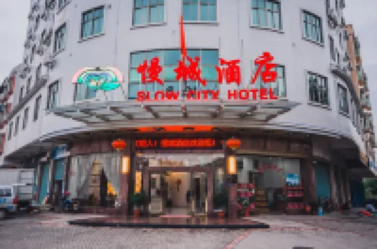 Mancheng Hotel Hotel berhampiran Qinglong Temple