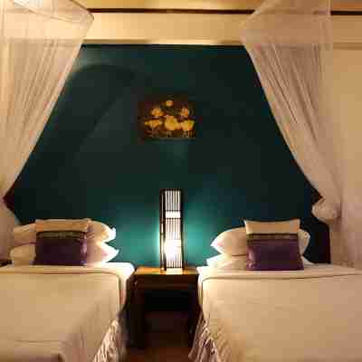 Ruean Thai Hotel Rooms