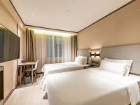 HanTing Hotel (Wuhan SKP Chu River and Han Street Metro Station) Hotels near Han Street