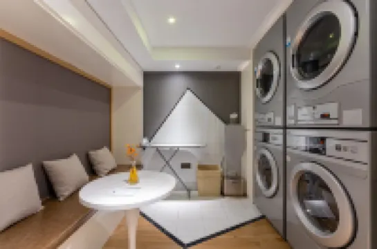 湖州行政中心太湖路亞朵酒店