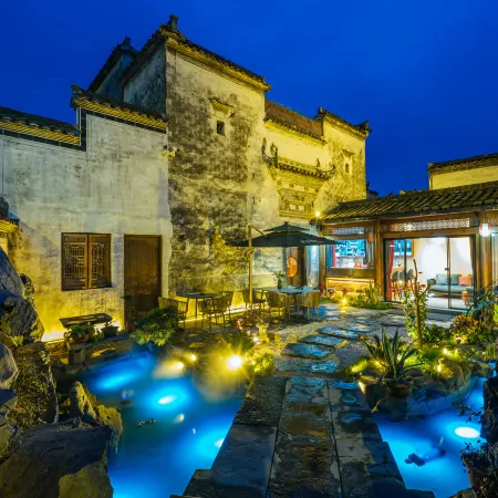 Xidi Wulu · Huizhou-Style Courtyard Leisure Homestay