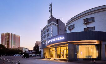 Motel 168 (Shanghai Jinshajiang Road Daduhe Road Metro Station)