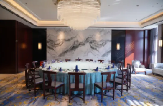 Huatian Hotel