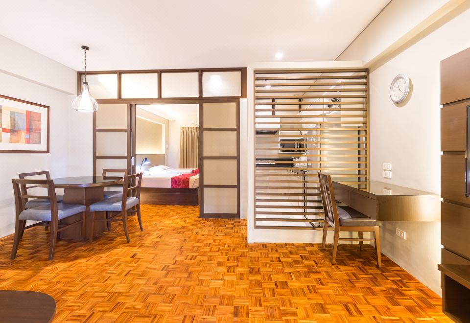 1. 트로피카나 스위..