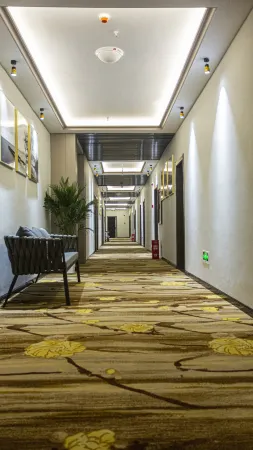 Yingjing Fortune Theme Hotel Отели рядом с достопримечательностью «Yunfeng Temple»