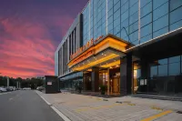 Vienna International Hotel (Yancheng Dafeng High tech Zone Branch) Hotels near Dafenggang Zoo