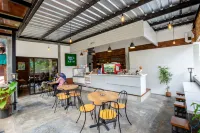 Sekararum Butik Syariah Guesthouse - Frühstück