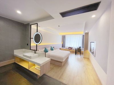 Yijia Hotel (Jiaxing Nanhu Railway Station)