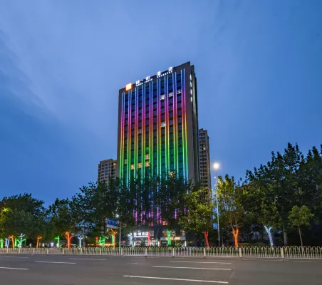 ジェームズ ジョイス コフィテル ホテル（濰坊駅十笏園博物館）
