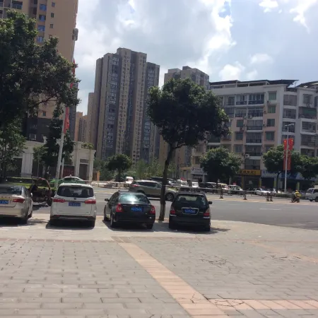 Shehong Yujin Xiangyun Smart Theme Hotel