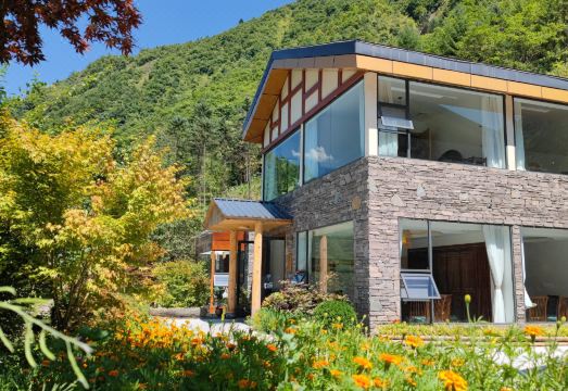 Summergarden Hotel