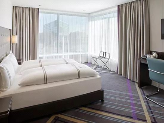 Premier Inn Muenchen City Schwabing Munich Updated 2022 Room Price Reviews Deals Trip Com