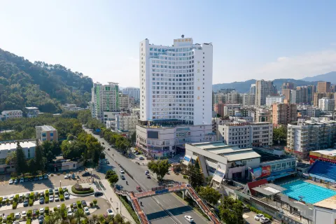 Centron International Hotel