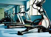 Minghua Hotel (Aksu Tianbai Fashion Shopping Center Xinglong Underground Street Branch)